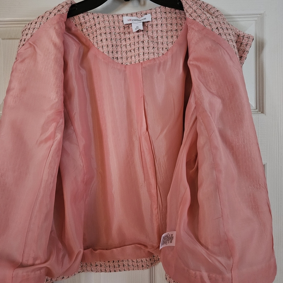 NWT Liz Claiborne Pink Tweed Blazer with Pearl Buttons Size 10 - Picture 6 of 8